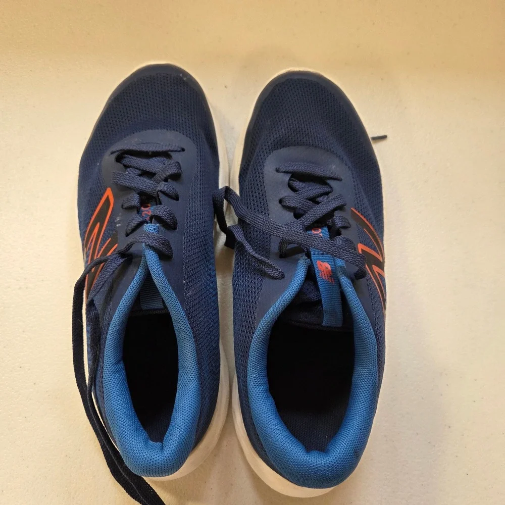 New Balance 520v8‎ Toddler Running Shoes Navy Blue Orange Kids Size 5